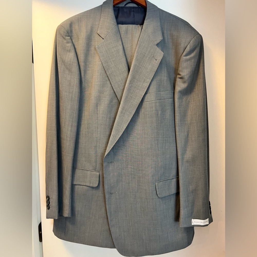Eduard Dressler suit